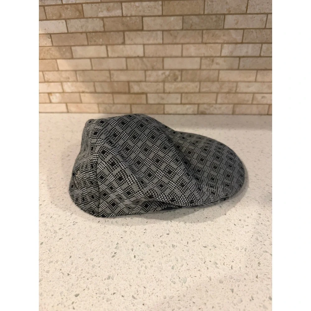 Vintage Look 59 Flat Cap Men's Gray Black Plaid Checkered Hat